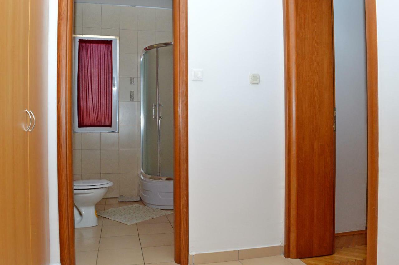 Apartmani Macak II Новалья Экстерьер фото