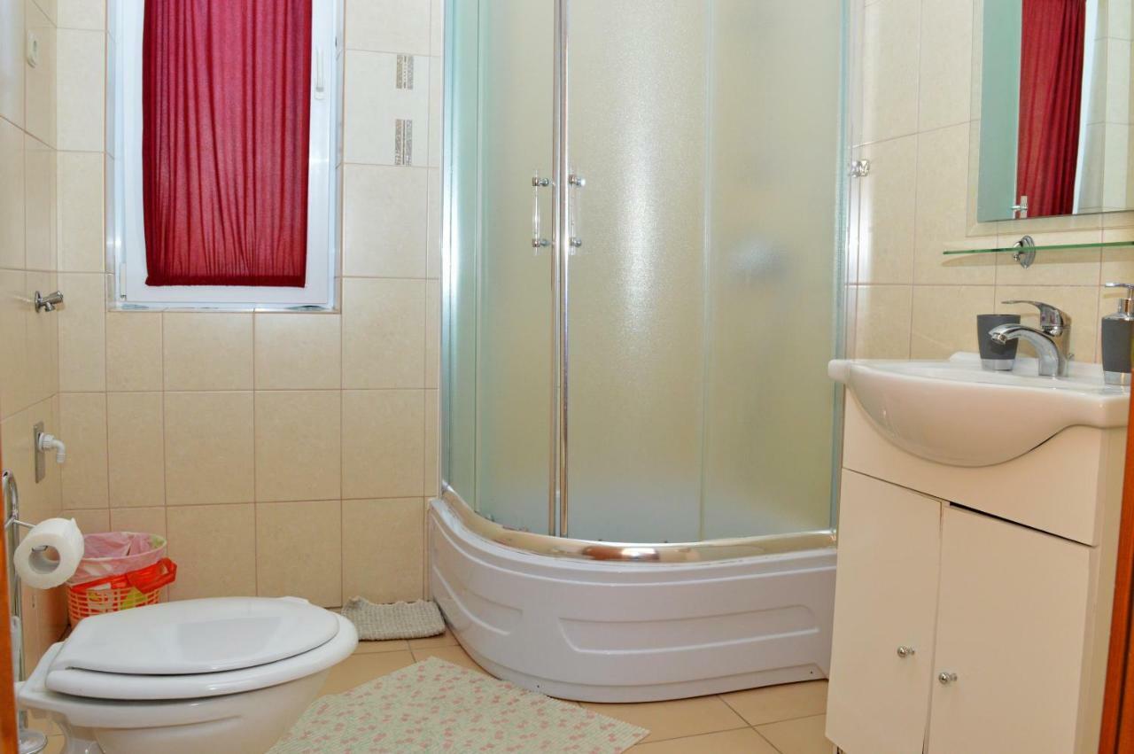 Apartmani Macak II Новалья Экстерьер фото