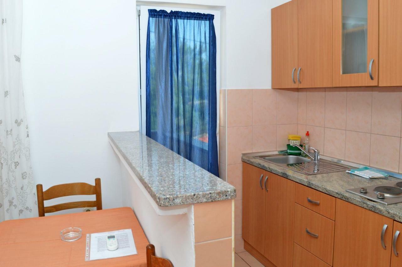 Apartmani Macak II Новалья Экстерьер фото